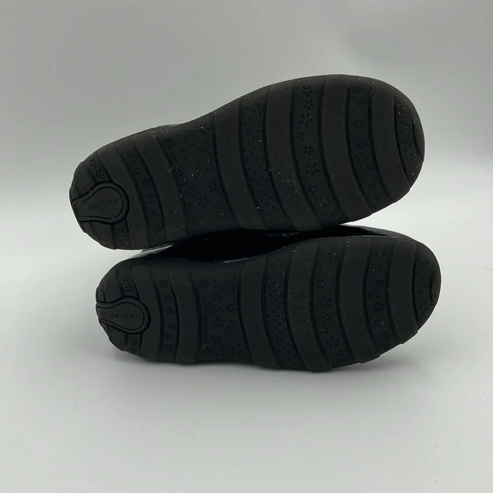 Stride Rite Boots (toddler size 9)